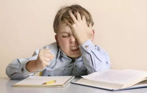 9、我总是担心自己的未来，不能安心学习？